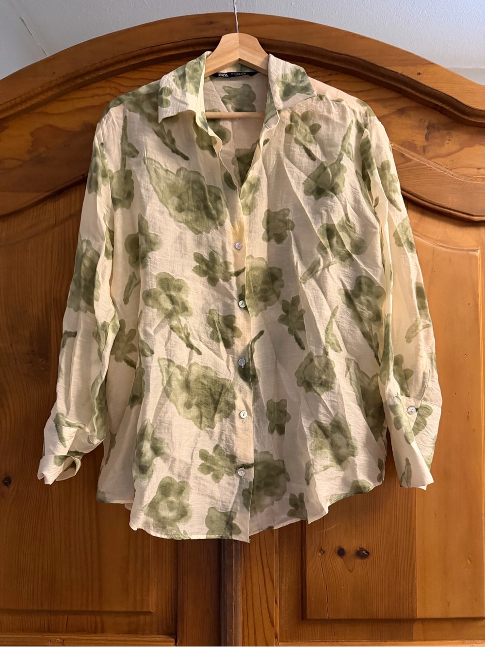 Zara Cream Button-Down Linen Shirt with Green Floral Pattern